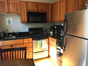 40 Glenellen Rd, Unit 1 in Boston, MA - Building Photo - Building Photo