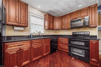 1821 Dominion Ave in Norfolk, VA - Building Photo - Building Photo