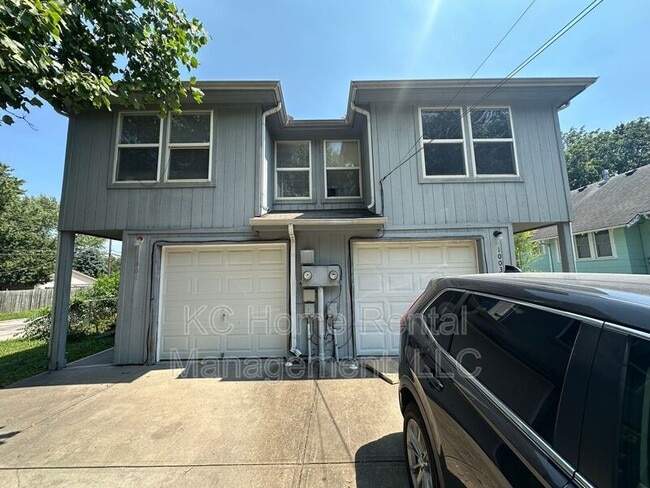 1001 S Hocker Ave in Independence, MO - Building Photo - Building Photo