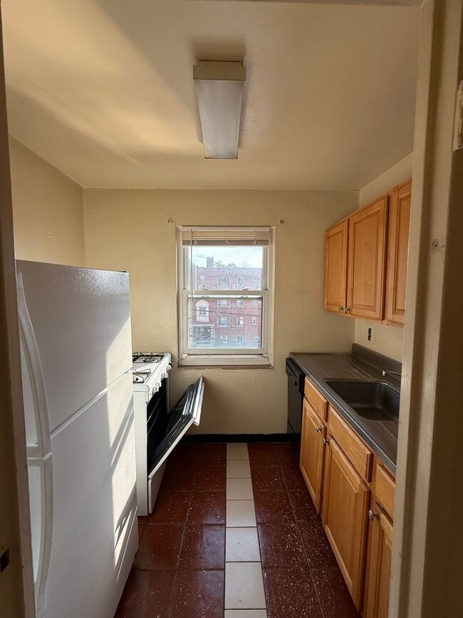 property at 5700 Fifth Ave