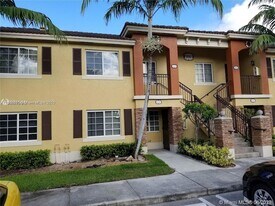 990 NE 33rd Terrace, Unit 102 in Homestead, FL - Building Photo