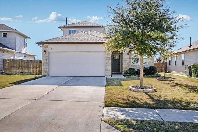 507 Bluffview Dr. in Bastrop, TX - Building Photo - Building Photo