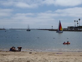 216 Melrose Dr in Oxnard, CA - Building Photo