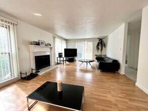 22 River Bend Cir in Exeter, NH - Building Photo - Building Photo