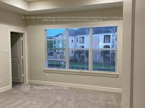 10518 Executive Lake Dr in Stafford, TX - Foto de edificio - Building Photo