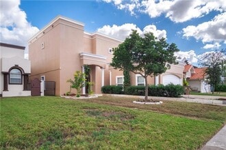 2622 Easy St in Edinburg, TX - Building Photo - Building Photo