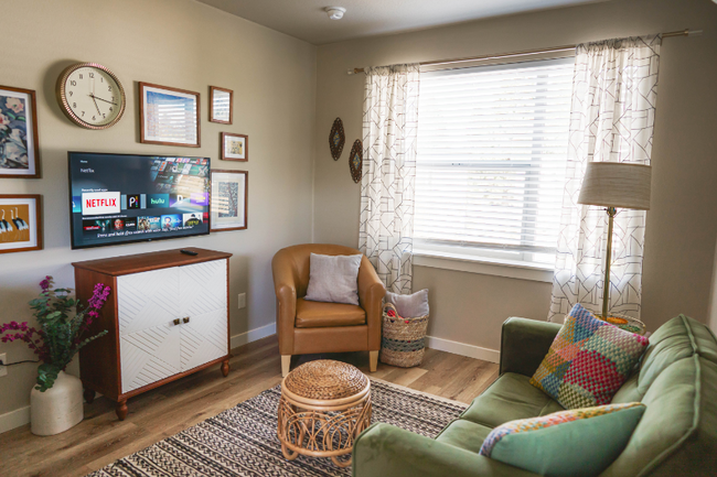 property at 2089 Audubon Ave SE