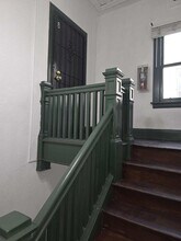 1738 E 4th St in Long Beach, CA - Building Photo - Building Photo