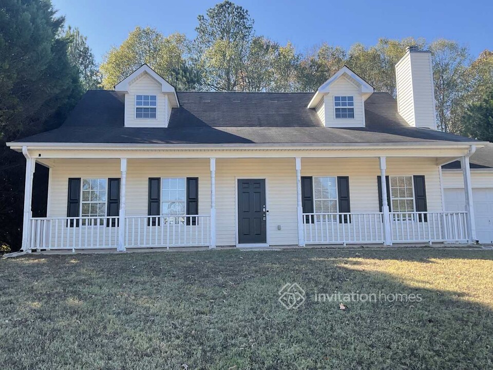 3998 Pinedale Ln in Gainesville, GA - Foto de edificio