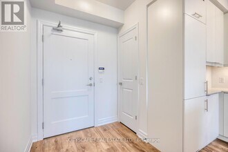 30-1330 Elm Dr W in Mississauga, ON - Building Photo - Building Photo