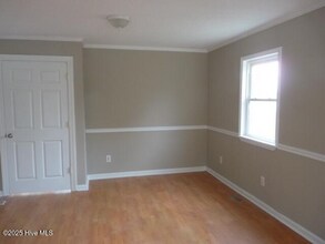 1990 US-13 in Farmville, NC - Building Photo - Building Photo