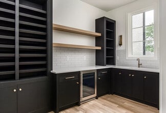 1401 Burton Valley Rd in Nashville, TN - Building Photo - Building Photo