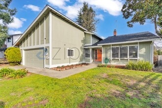 25 Leslie Ct in Novato, CA - Building Photo - Building Photo