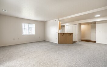 Huntington Cove Apartments in Merrillville, IN - Foto de edificio - Building Photo