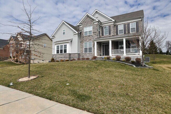 property at 211 Athena Ct