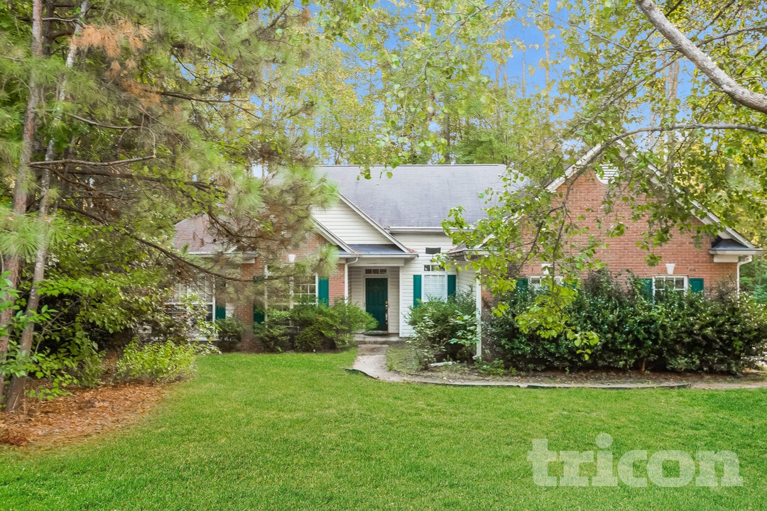 12204 Plover Dr in Charlotte, NC - Building Photo