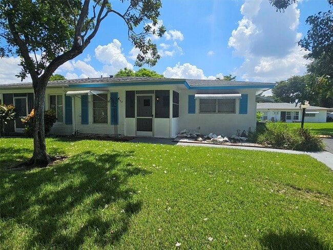 1140 NW 85th Ave in Plantation, FL - Building Photo - Building Photo