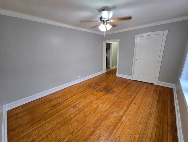 4827 N Springfield Ave, Unit 3A in Chicago, IL - Foto de edificio - Building Photo