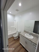 5118 Hawkwatch Ln in Bakersfield, CA - Building Photo - Building Photo