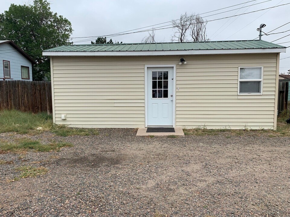 2109-2111 E 13th St in Cheyenne, WY - Building Photo