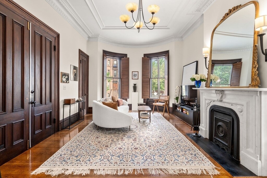 496 Columbus Ave in Boston, MA - Building Photo
