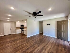 3208 Northwest Dr in Wichita Falls, TX - Foto de edificio - Building Photo