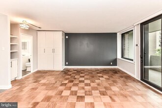 1250 4th St SW in Washington, DC - Building Photo - Building Photo