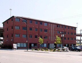 2453 S Archer Ave in Chicago, IL - Building Photo - Other
