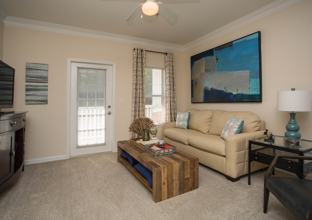 The Verandas Apartments in Valley, AL