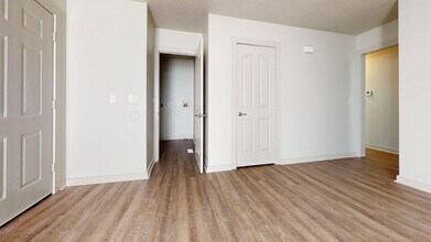 821 Prospect St in Webb City, MO - Building Photo - Building Photo