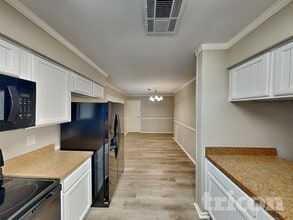 2007 Smoke Rock Dr in Spring, TX - Foto de edificio - Building Photo