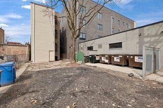 1015 N California Ave in Chicago, IL - Foto de edificio - Building Photo