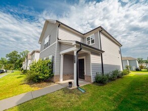 287 Golden Eagle Pkwy in Hoschton, GA - Building Photo - Building Photo