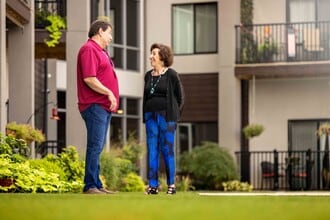 Veranda Vistas in Springfield, MO - Foto de edificio - Building Photo