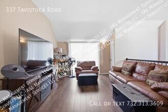 337 Tavistock Rd in Cherry Hill Township, NJ - Building Photo - Building Photo