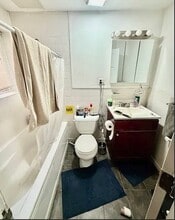 128 Hemenway St, Unit 1 in Boston, MA - Building Photo - Building Photo