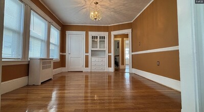 42 Chipman St in Medford, MA - Building Photo - Building Photo