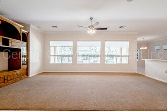 10023 Rosebud Ave in Bakersfield, CA - Building Photo - Building Photo