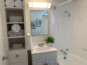 Towers on Main Apartments in Salt Lake City, UT - Building Photo - Building Photo