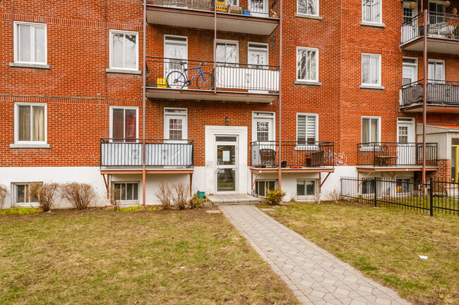 3325 Barclay Av in Montréal, QC - Building Photo - Building Photo