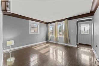 1450 Hickory Rd in Windsor, ON - Building Photo - Building Photo