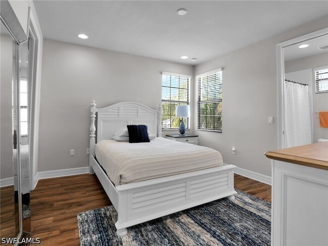 property at 4478 Kensington Cir