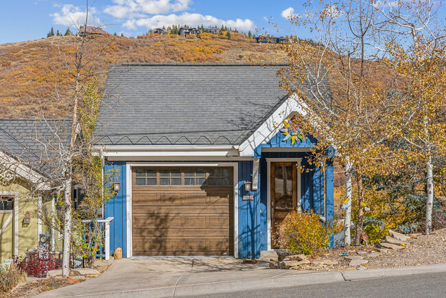 1202 Lowell Ave in Park City, UT - Building Photo - Building Photo