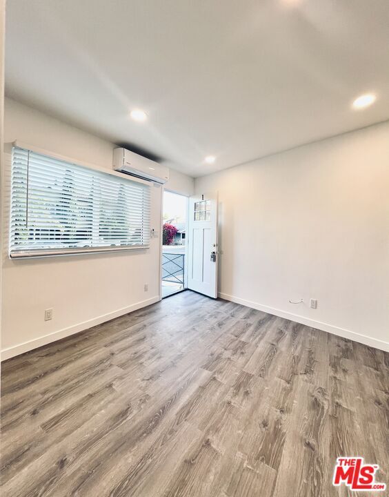 421 E Chevy Chase Dr in Glendale, CA - Building Photo - Building Photo