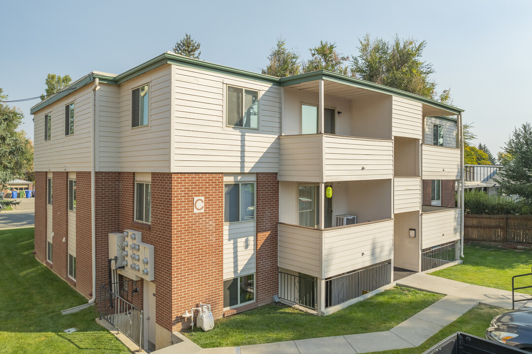 Locust Park Apartments in Loveland, CO - Foto de edificio