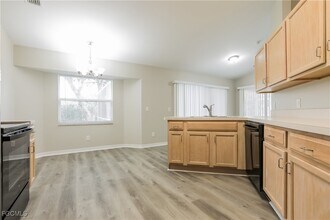 2938 Parrot St in North Port, FL - Building Photo - Building Photo
