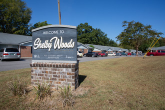 Shelby Woods Apartments in Columbiana, AL - Building Photo - Building Photo