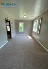 606 Menomonie St in Eau Claire, WI - Building Photo - Building Photo