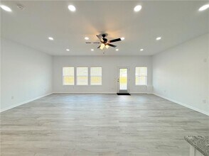 44 Dew Lk Ct in Grayson, GA - Building Photo - Building Photo