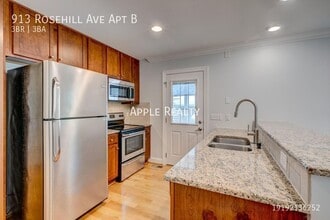 913 Rosehill Ave in Durham, NC - Foto de edificio - Building Photo